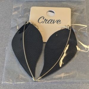 Dangle drop leaf earrings